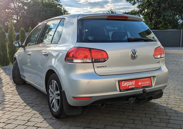 Volkswagen Golf cena 23900 przebieg: 209000, rok produkcji 2011 z Jędrzejów małe 137